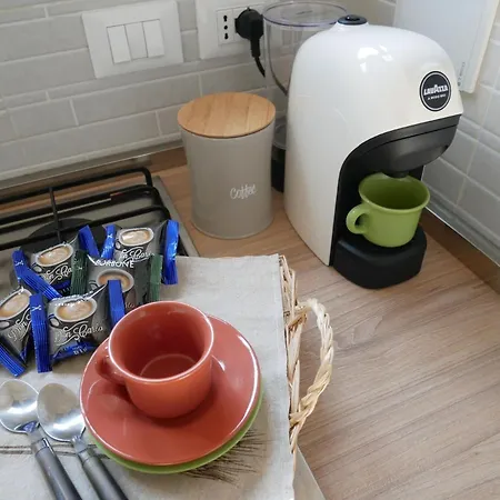 Flat 61 - Due Minuti Dalla Metro! Apartman